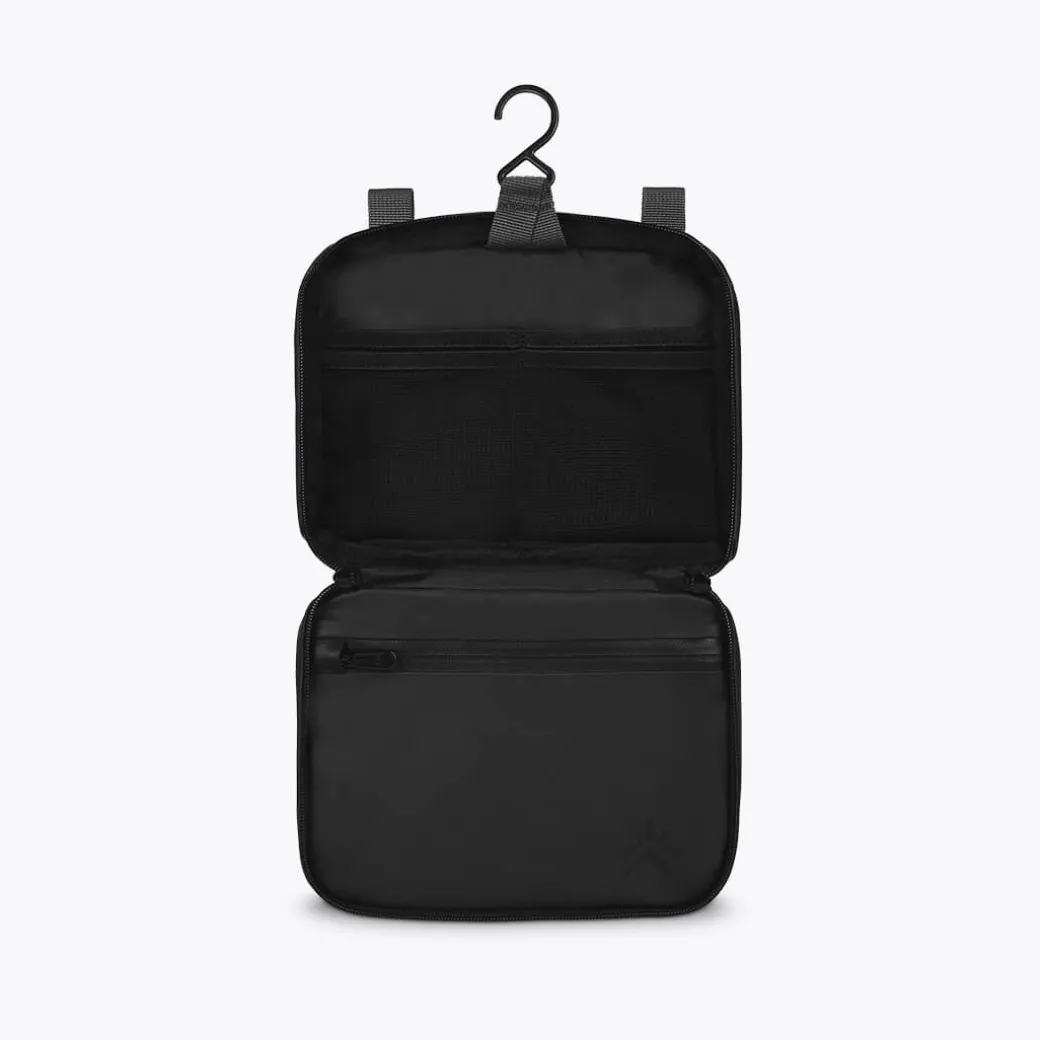 FidLock® Toiletry